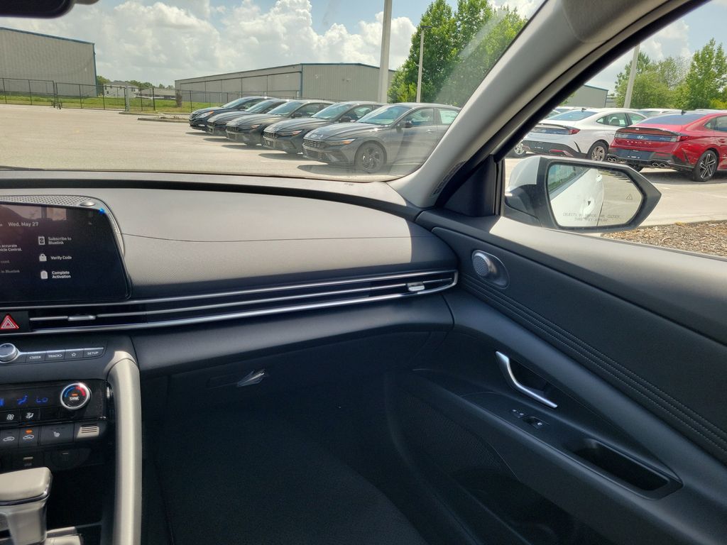 Thumbnail: 2026 Hyundai Elantra - 19