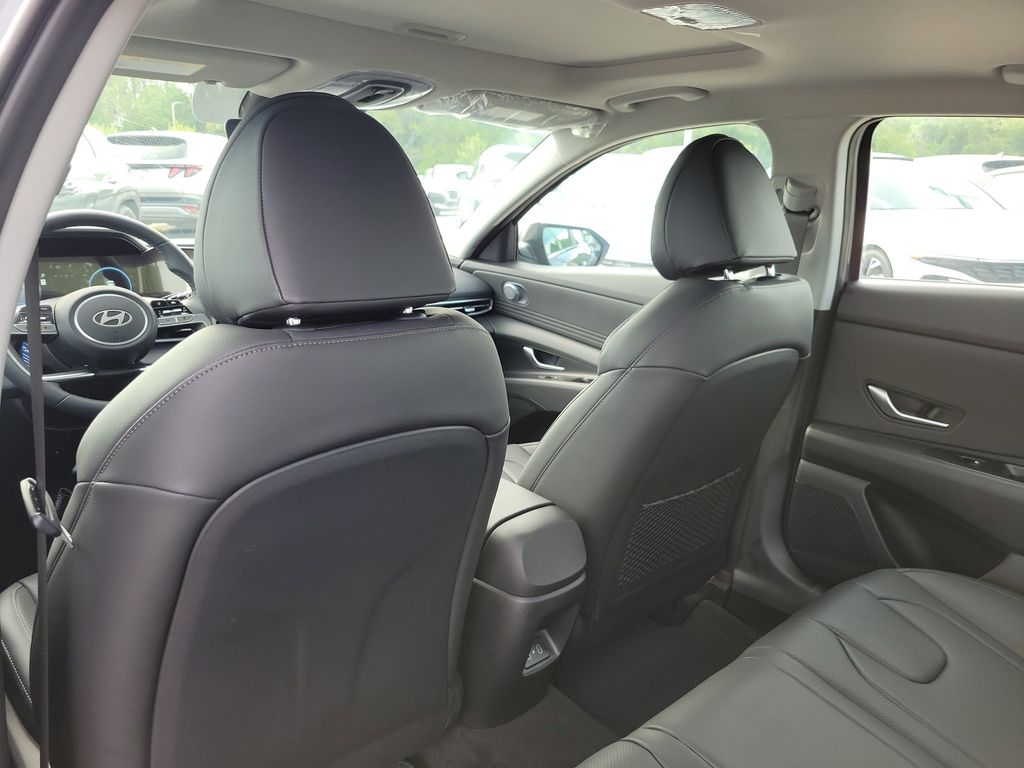Thumbnail: 2026 Hyundai Elantra - 20