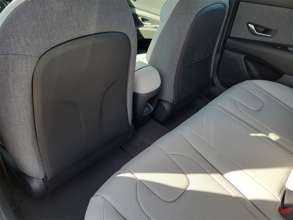 Thumbnail: 2026 Hyundai Elantra - 20