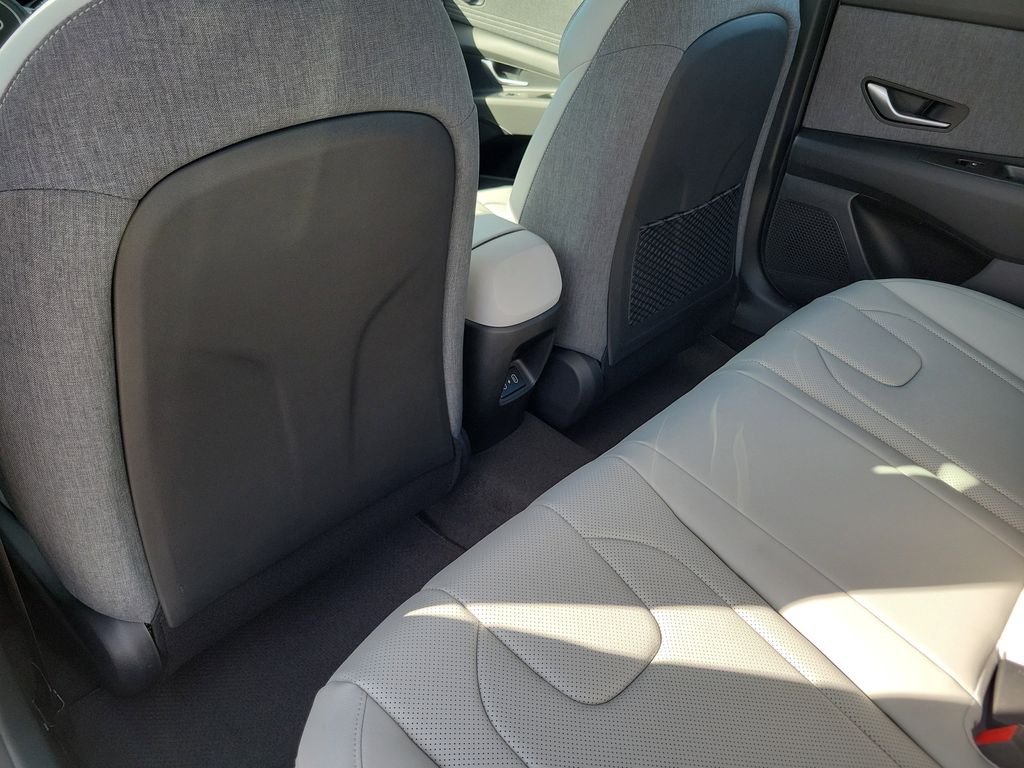 Thumbnail: 2026 Hyundai Elantra - 20