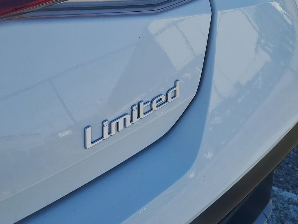 Thumbnail: 2026 Hyundai Elantra - 6