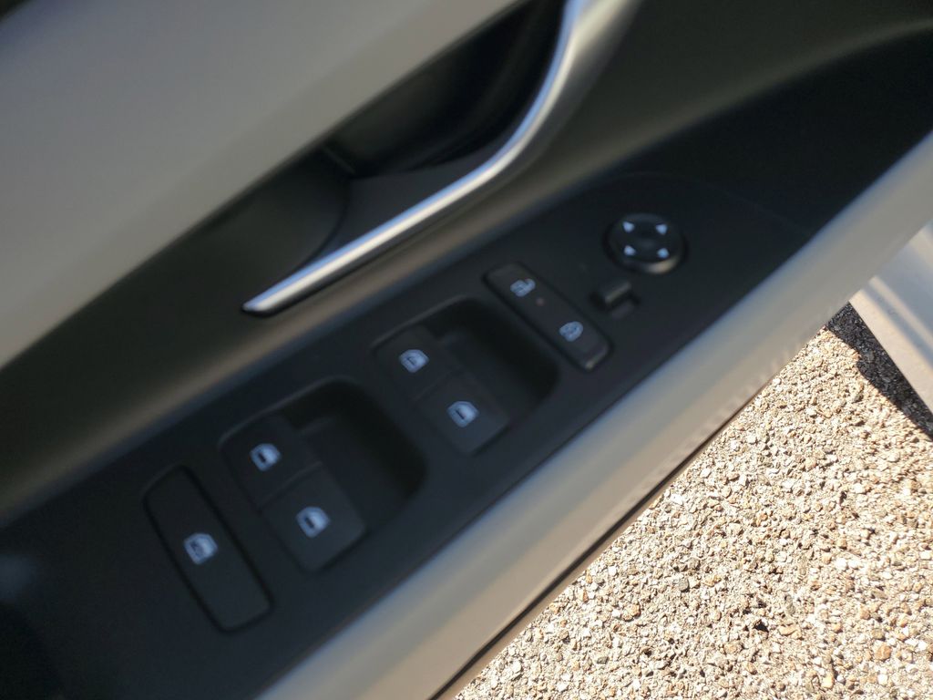 Thumbnail: 2026 Hyundai Elantra - 23