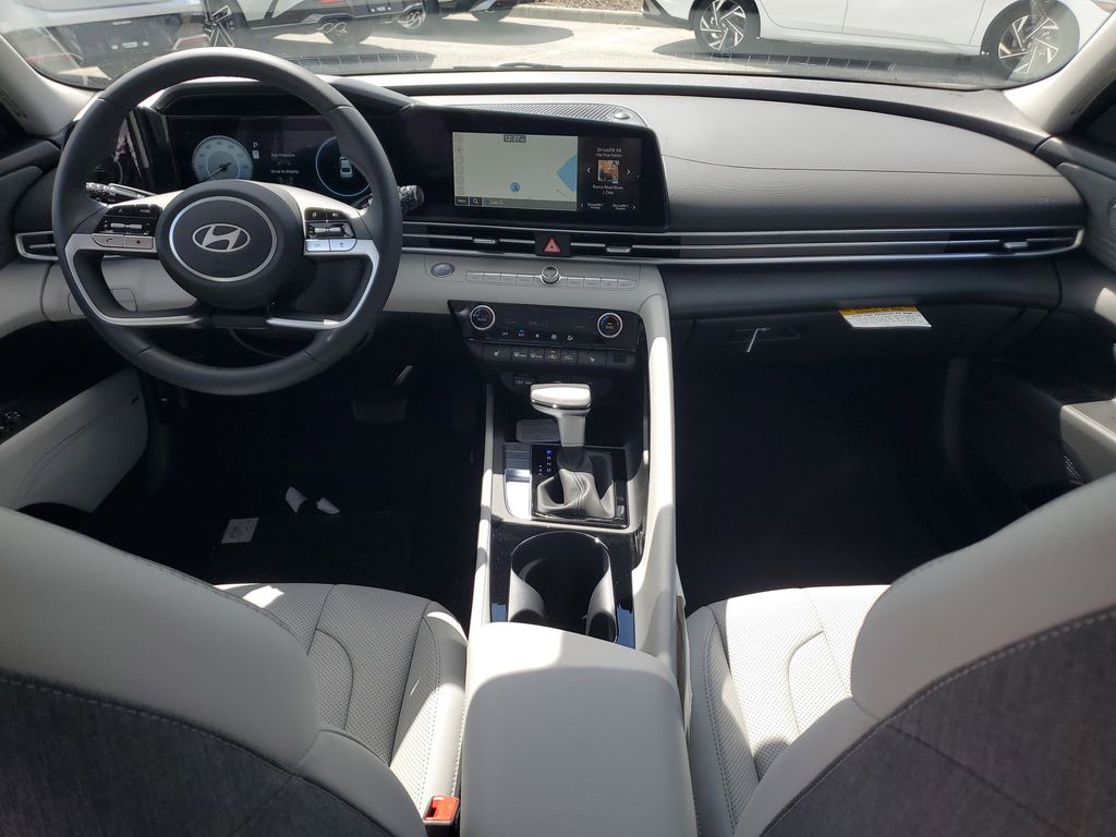 Thumbnail: 2026 Hyundai Elantra - 2