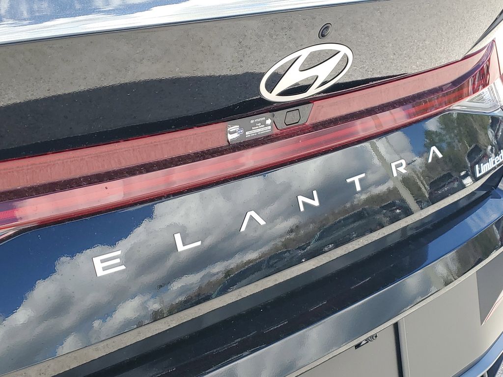 Thumbnail: 2026 Hyundai Elantra - 19