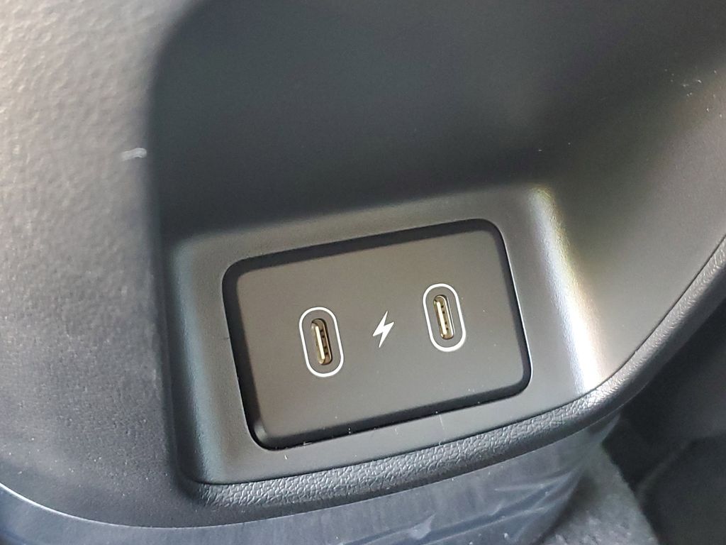 Thumbnail: 2026 Hyundai Elantra - 22