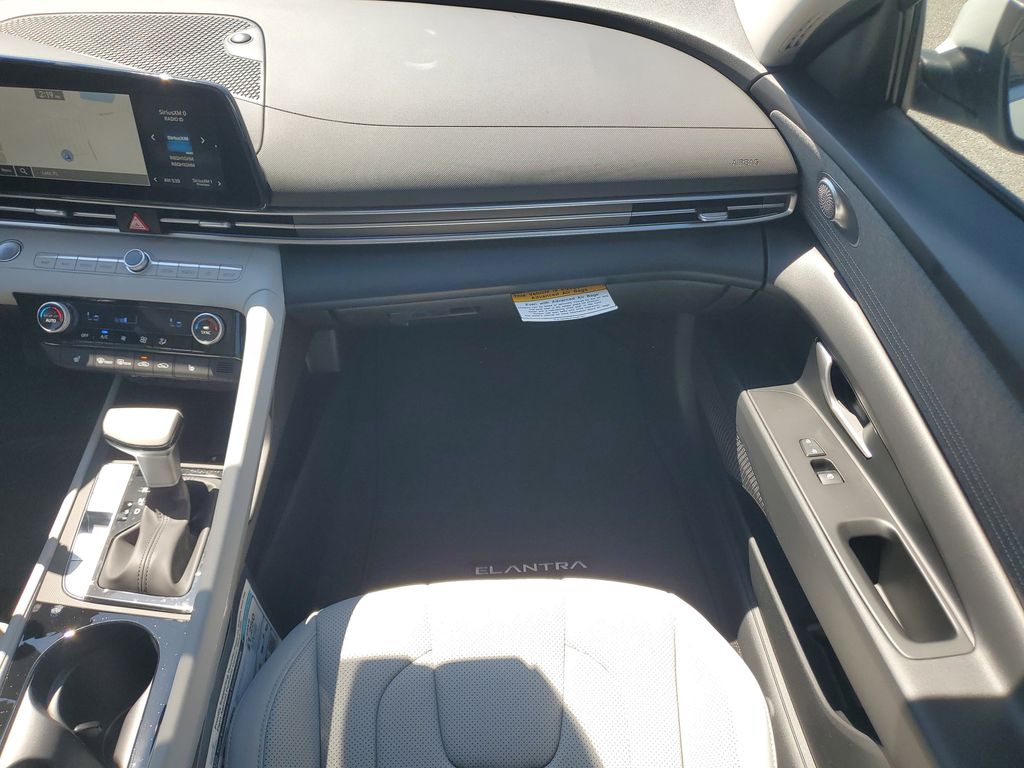 Thumbnail: 2026 Hyundai Elantra - 23