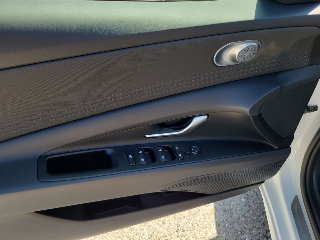 Thumbnail: 2026 Hyundai Elantra - 20