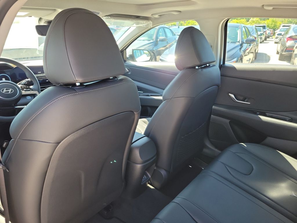 Thumbnail: 2026 Hyundai Elantra - 8
