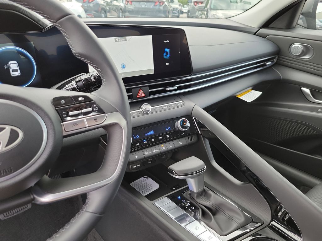 Thumbnail: 2026 Hyundai Elantra - 32