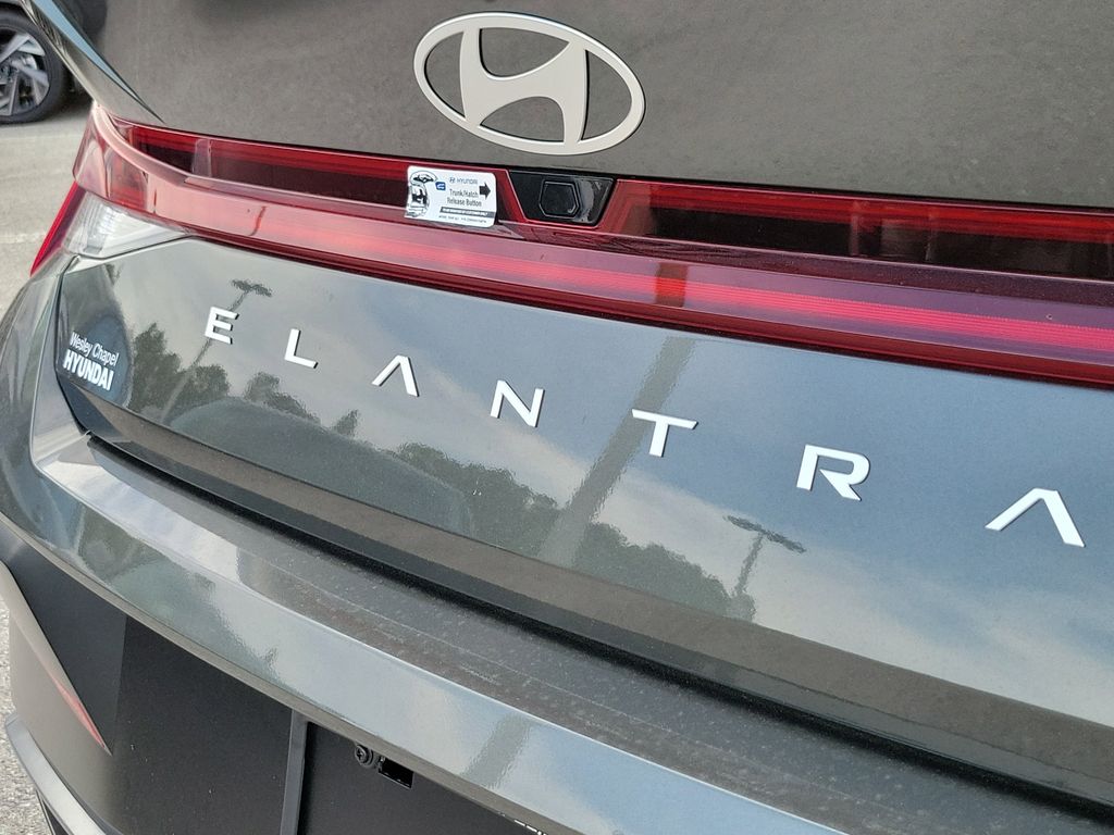 Thumbnail: 2026 Hyundai Elantra - 18