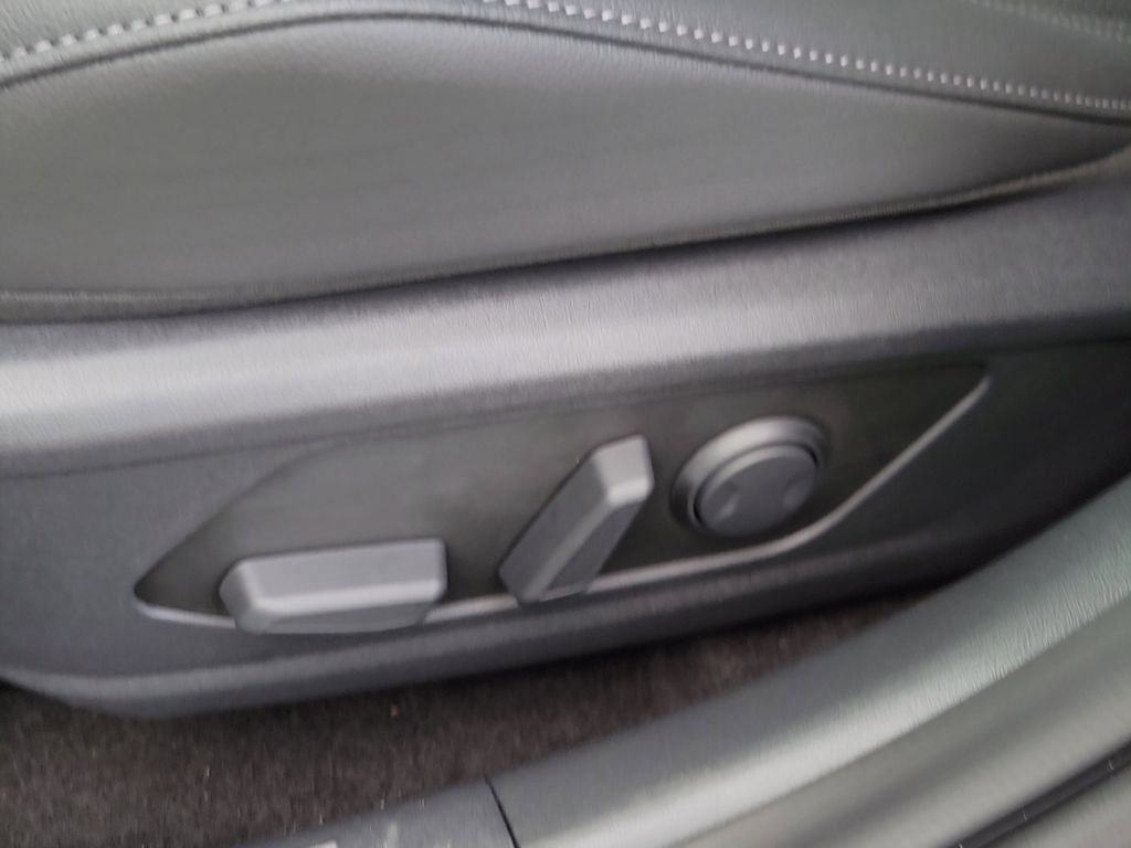 Thumbnail: 2026 Hyundai Elantra - 25