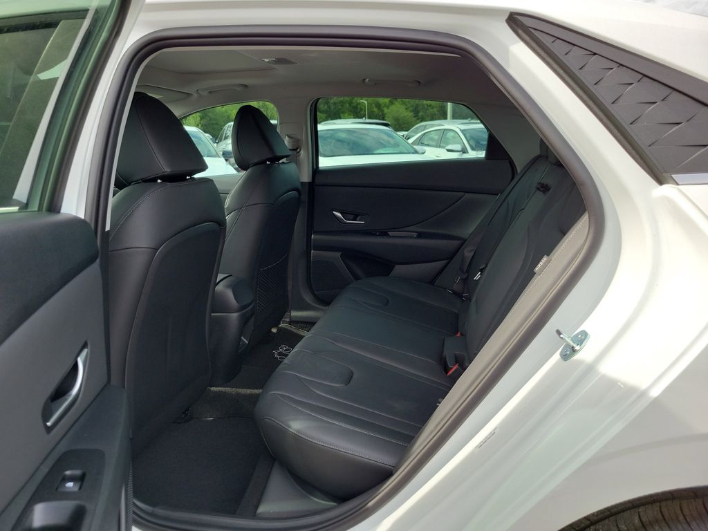 Thumbnail: 2026 Hyundai Elantra - 11