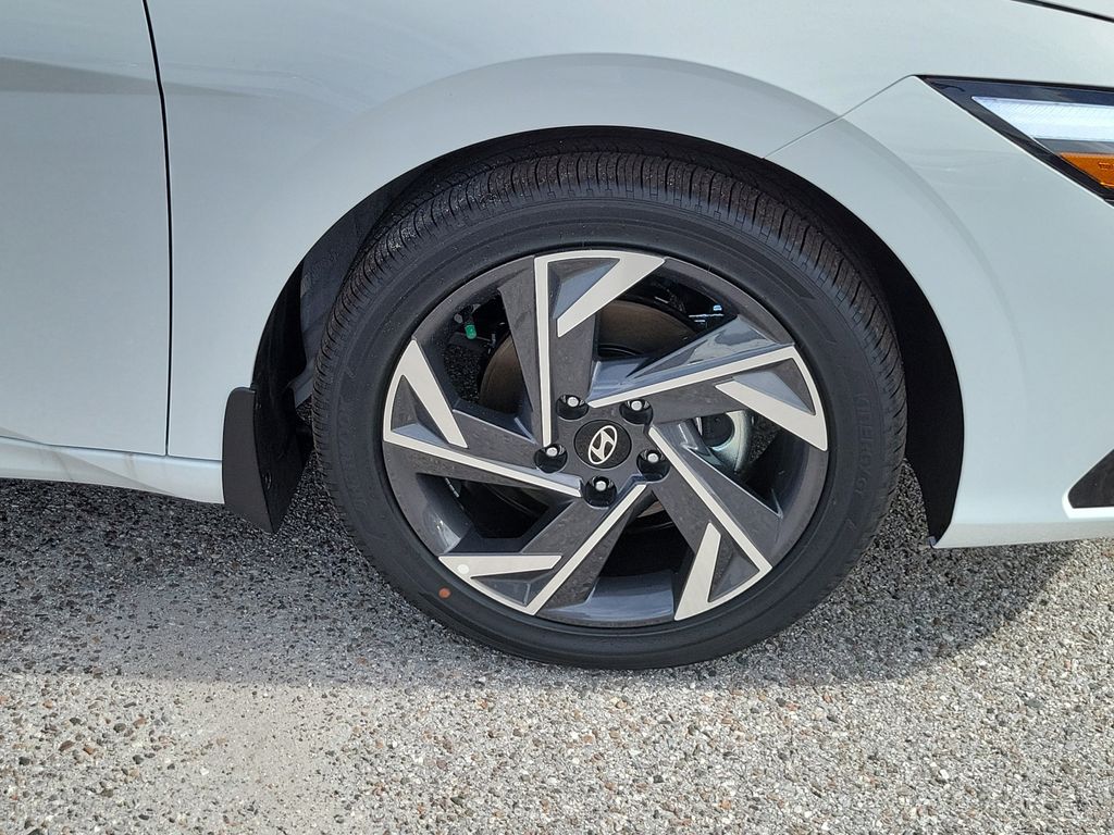 Thumbnail: 2026 Hyundai Elantra - 7