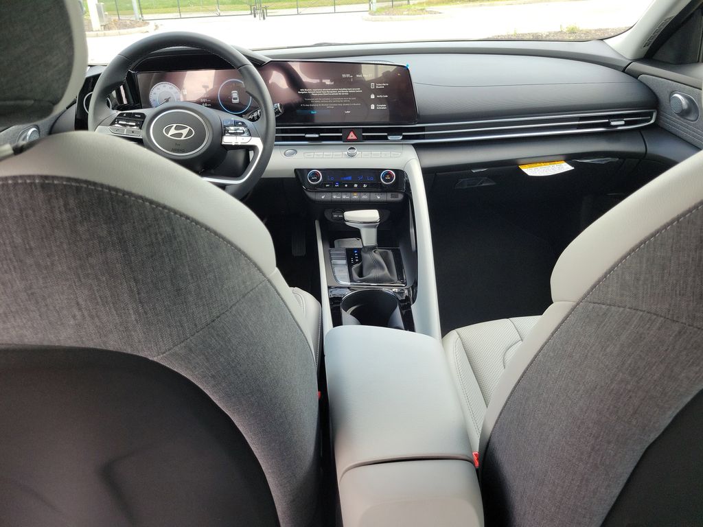 Thumbnail: 2026 Hyundai Elantra - 2