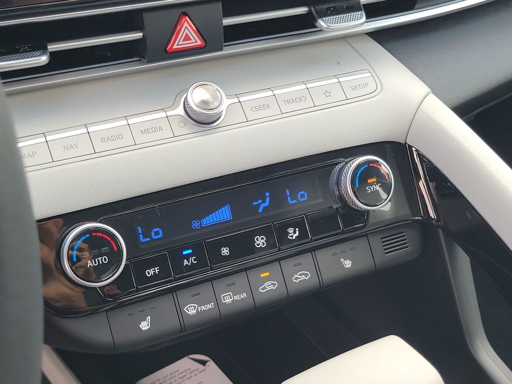 Thumbnail: 2026 Hyundai Elantra - 26