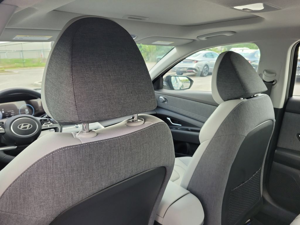 Thumbnail: 2026 Hyundai Elantra - 6