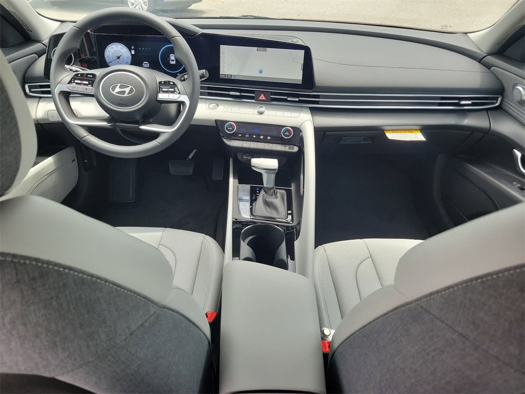 Thumbnail: 2025 Hyundai Elantra - 2