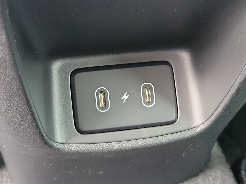 Thumbnail: 2025 Hyundai Elantra - 21