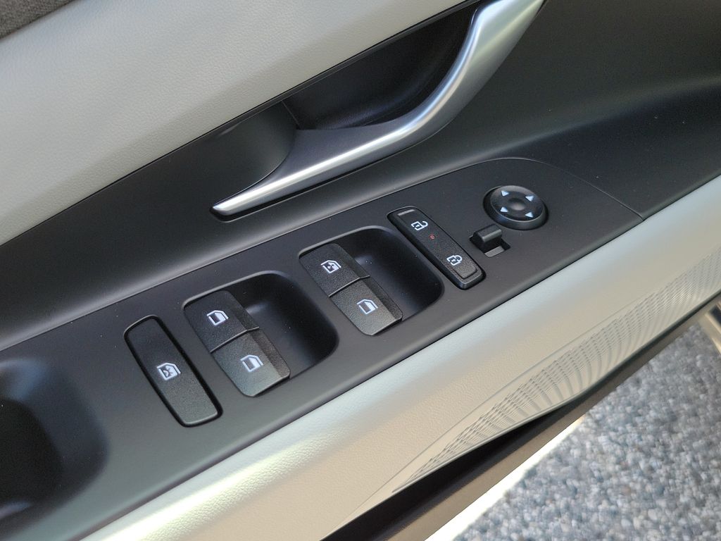 Thumbnail: 2026 Hyundai Elantra - 24