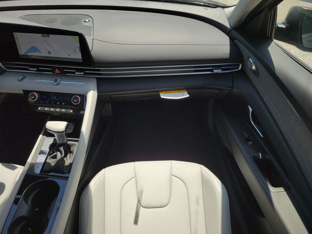 Thumbnail: 2026 Hyundai Elantra - 22
