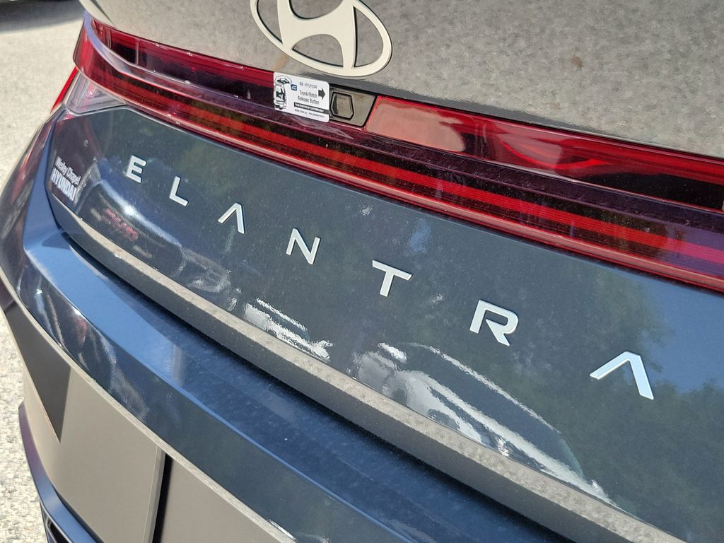 Thumbnail: 2026 Hyundai Elantra - 18