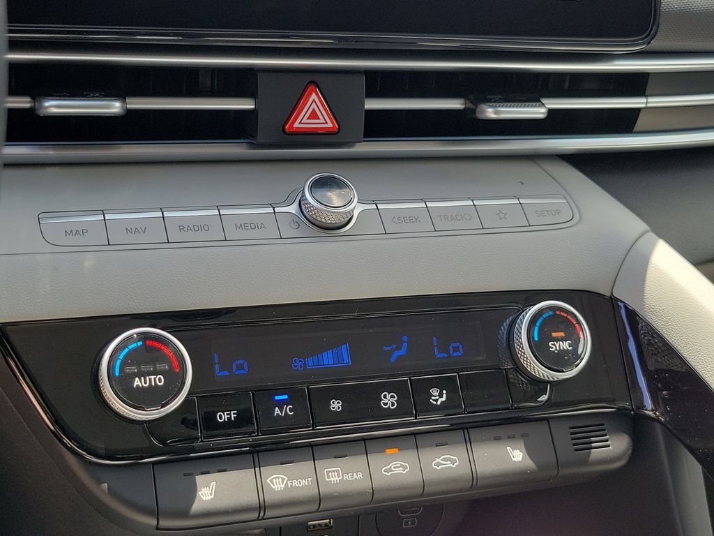 Thumbnail: 2026 Hyundai Elantra - 30