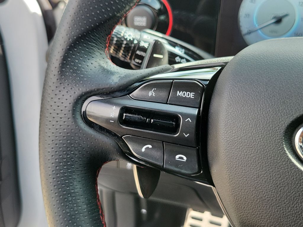 Thumbnail: 2023 Hyundai Elantra - 23
