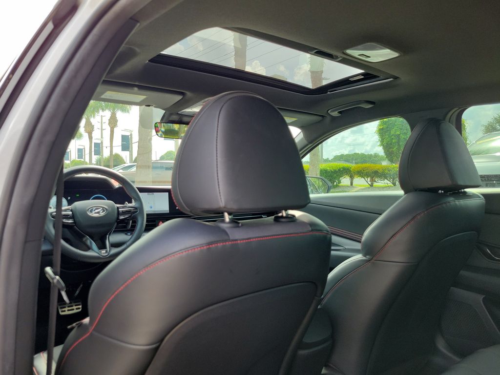 Thumbnail: 2023 Hyundai Elantra - 6