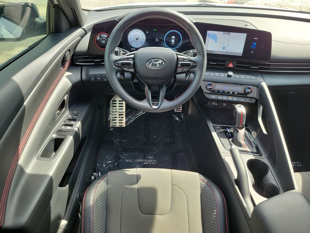 Thumbnail: 2023 Hyundai Elantra - 9