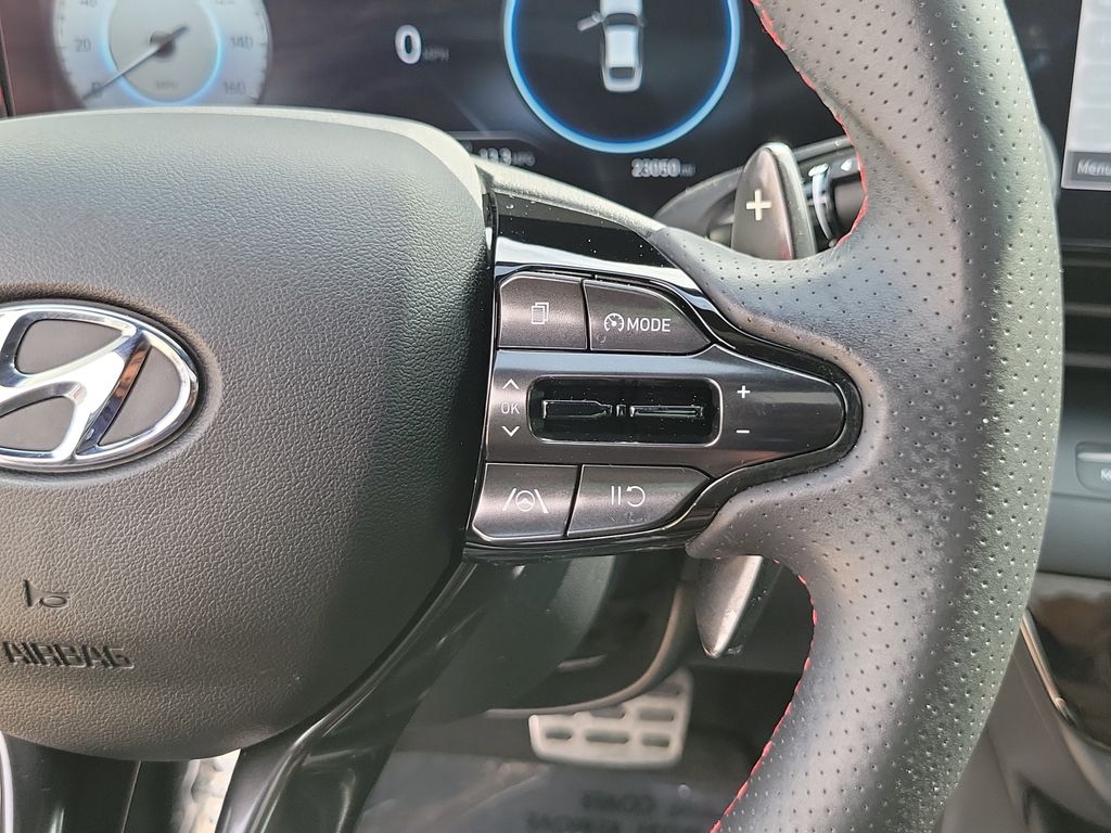 Thumbnail: 2023 Hyundai Elantra - 24