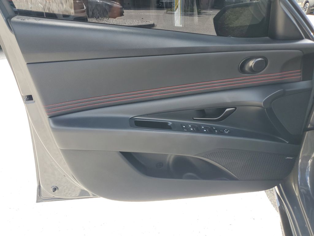 Thumbnail: 2025 Hyundai Elantra - 20