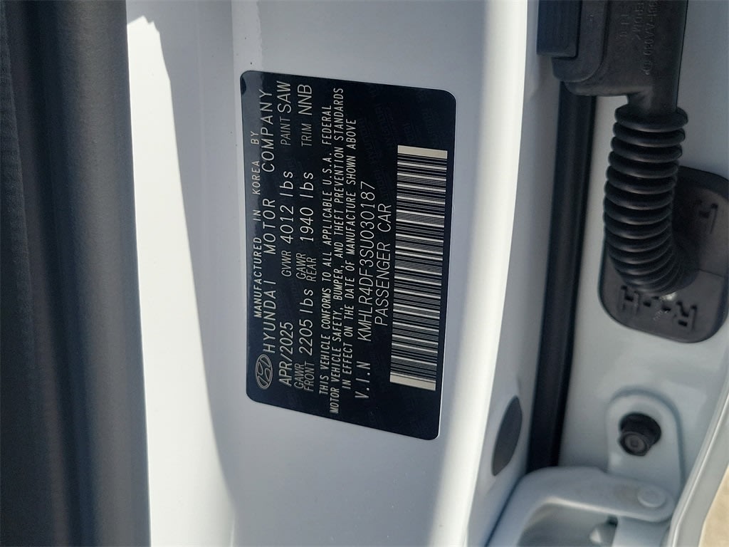 Thumbnail: 2025 Hyundai Elantra - 15