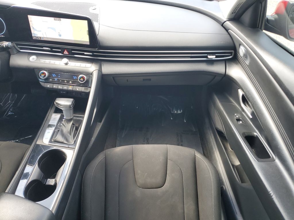 Thumbnail: 2023 Hyundai Elantra - 5