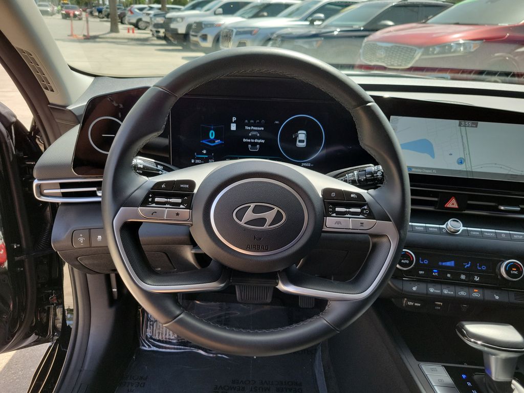 Thumbnail: 2025 Hyundai Elantra - 11