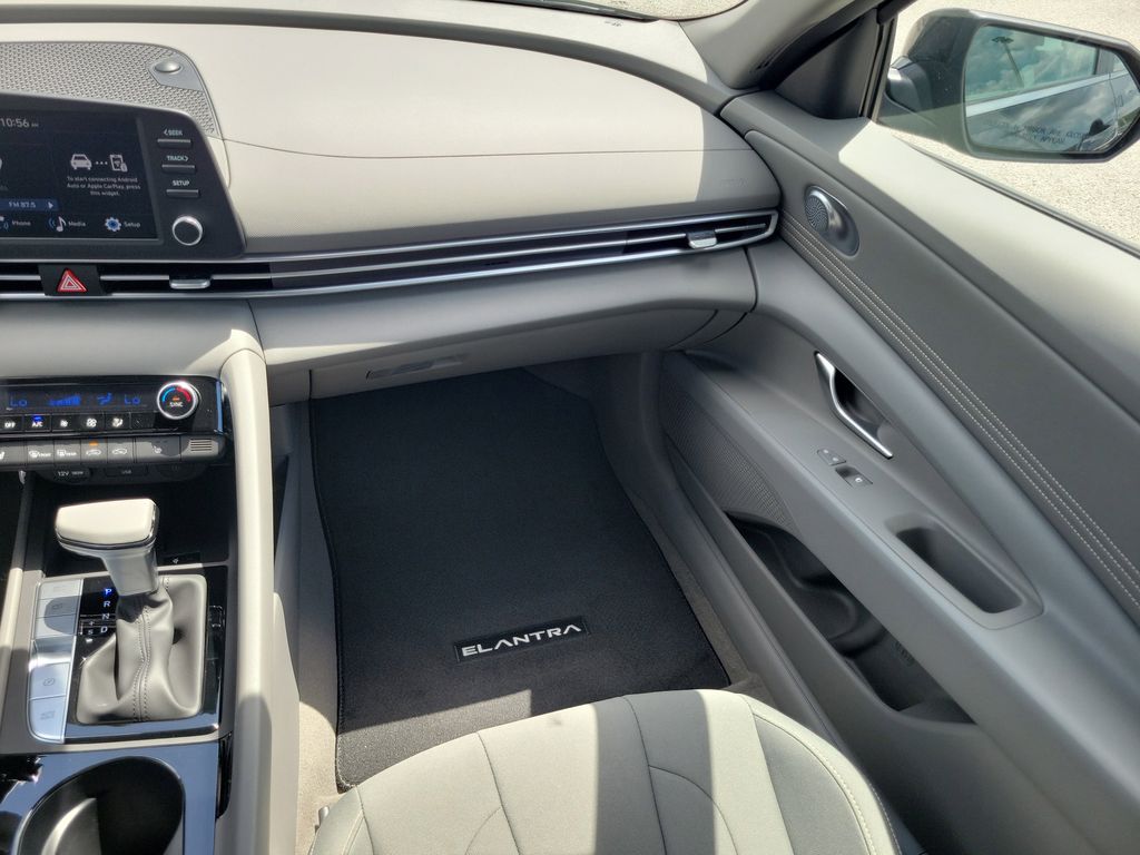 Thumbnail: 2026 Hyundai Elantra - 20