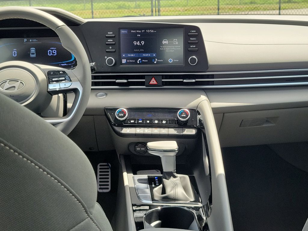 Thumbnail: 2026 Hyundai Elantra - 10