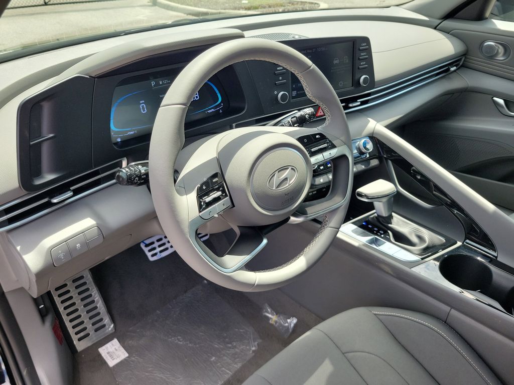 Thumbnail: 2026 Hyundai Elantra - 11