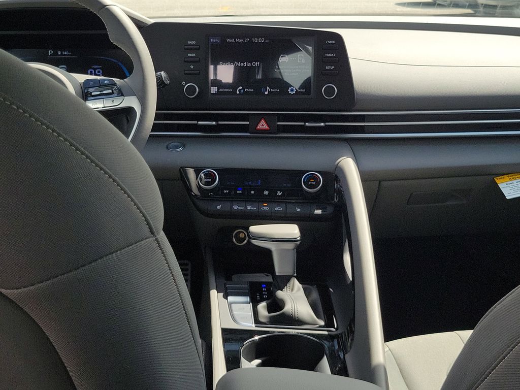 Thumbnail: 2026 Hyundai Elantra - 13