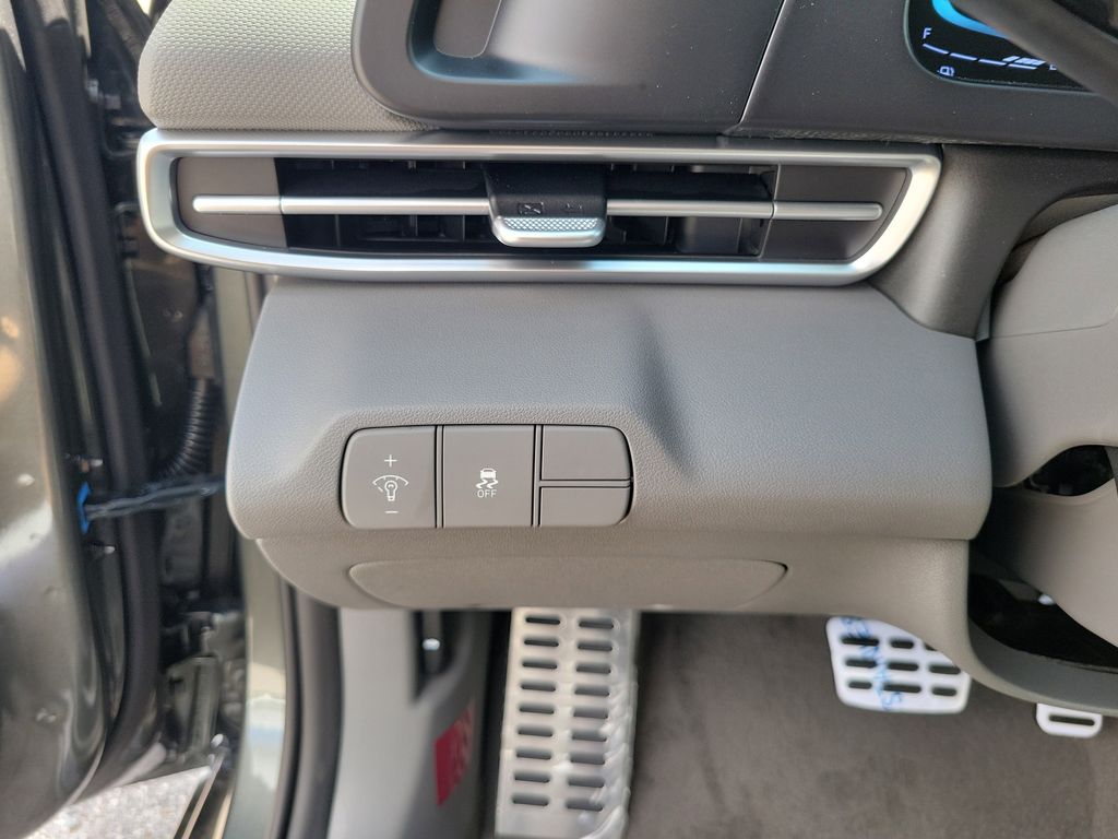 Thumbnail: 2026 Hyundai Elantra - 6