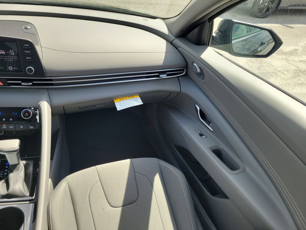 Thumbnail: 2026 Hyundai Elantra - 21
