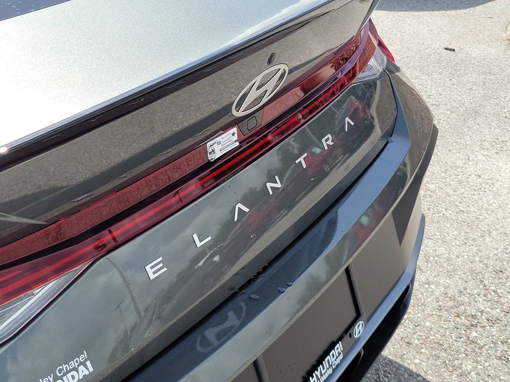 Thumbnail: 2026 Hyundai Elantra - 19