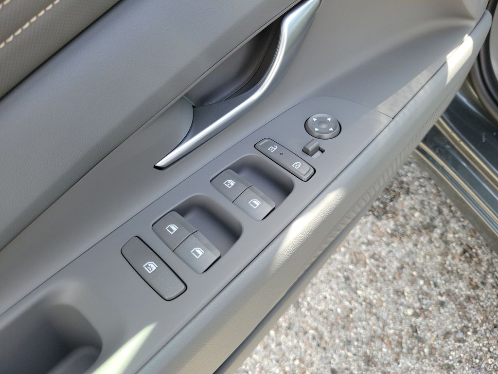 Thumbnail: 2026 Hyundai Elantra - 23