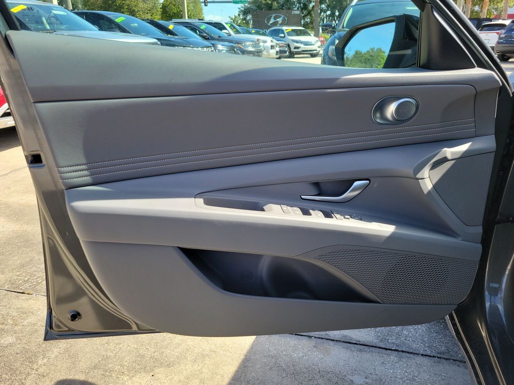 Thumbnail: 2026 Hyundai Elantra - 22