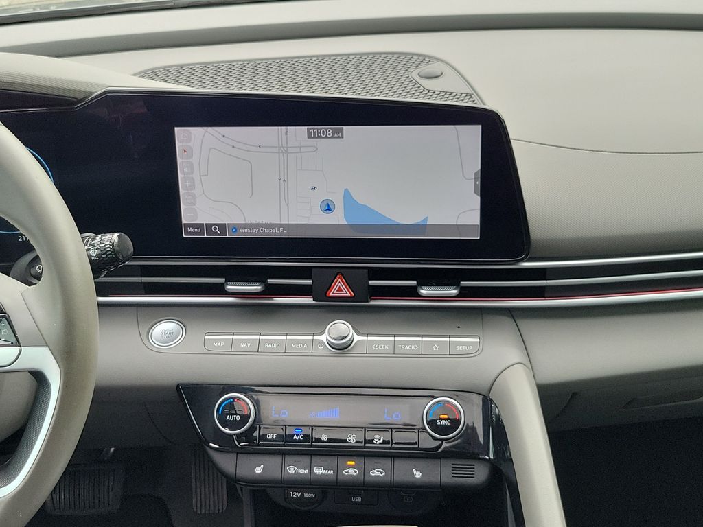 Thumbnail: 2024 Hyundai Elantra - 11