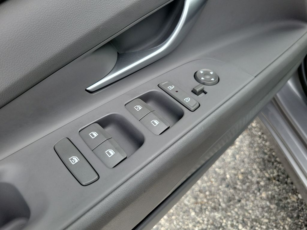 Thumbnail: 2024 Hyundai Elantra - 21