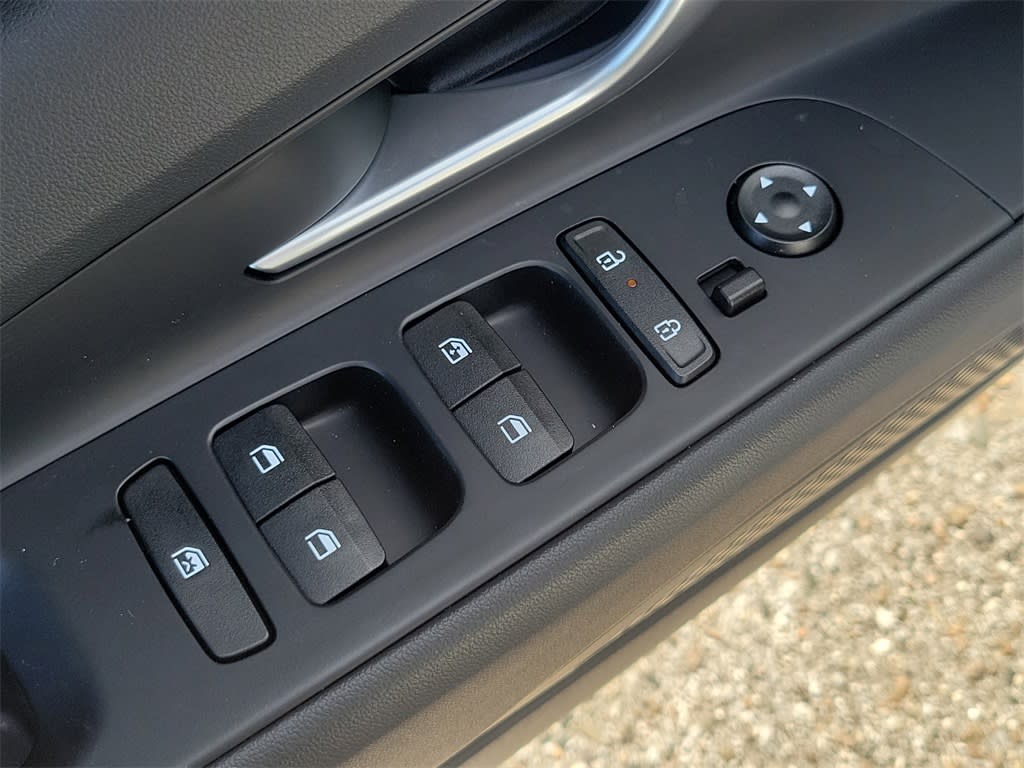 Thumbnail: 2025 Hyundai Elantra - 22