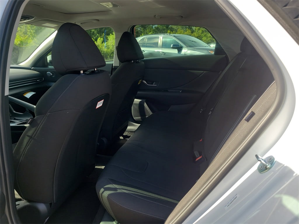 Thumbnail: 2025 Hyundai Elantra - 11