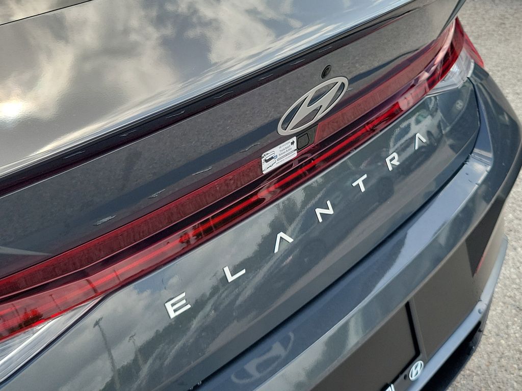Thumbnail: 2026 Hyundai Elantra - 17