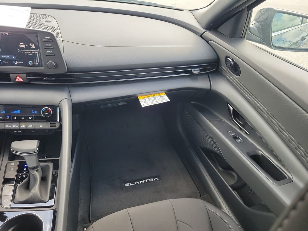 Thumbnail: 2026 Hyundai Elantra - 19