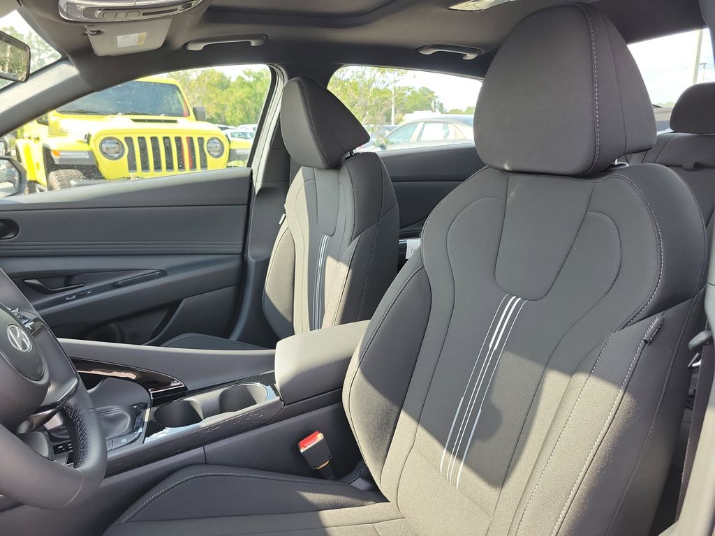 Thumbnail: 2026 Hyundai Elantra - 6